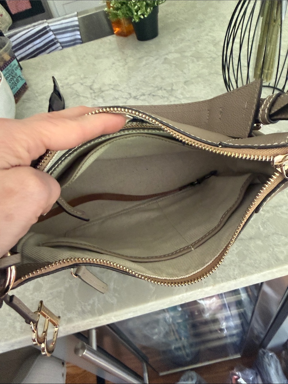 Dooney and Bourke Sorrento Hobo 28 - Picture 8 of 9